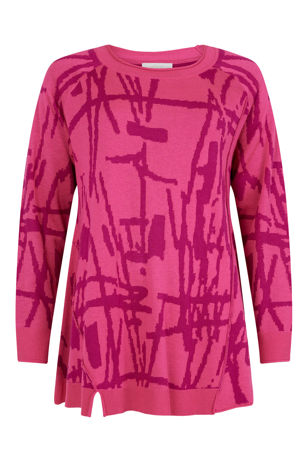 Introducing the epitome of elegance: a captivating fusion of pink and rich purple berry tones in a sumptuous luxury pattern knit jumper. With its loose fitting and unique raglan sleeve adorned with exposed seams, this garment boasts an enchanting design feature that sets it apart.